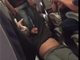 实拍美联航强行拖拽乘客下机视频太暴力引发网友讨伐