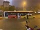 长沙暴雨多条路被淹 公交车进水司机弃车游泳自救