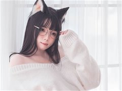 福利姬落落Raku – 狐女仆+针织衣女郎